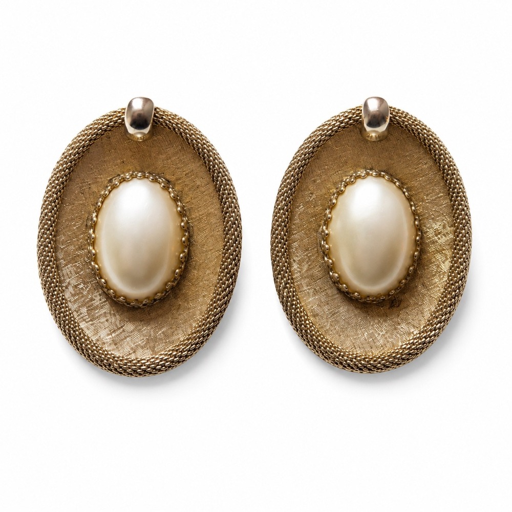 Vintage Gold Tone Textured Mesh Oval Faux Pearl Clip On Statement Earrings